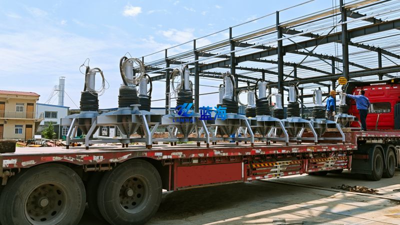 14台3kw潜水搅拌曝气一体机发往唐山，助力氧化渠改造